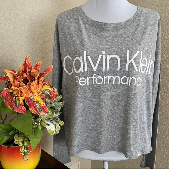 Calvin Klein Long Sleeve Performance Tee - Picture 1 of 11